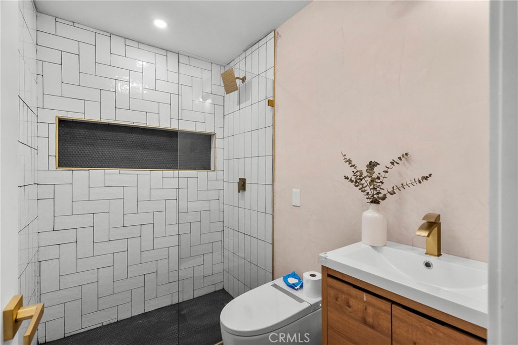 Valley West (Berylwood) (275) - Residential