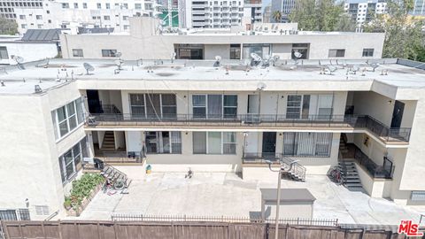 Photo of 741 S Hobart Boulevard #13, Los Angeles, CA 90005 (MLS # 25529171)