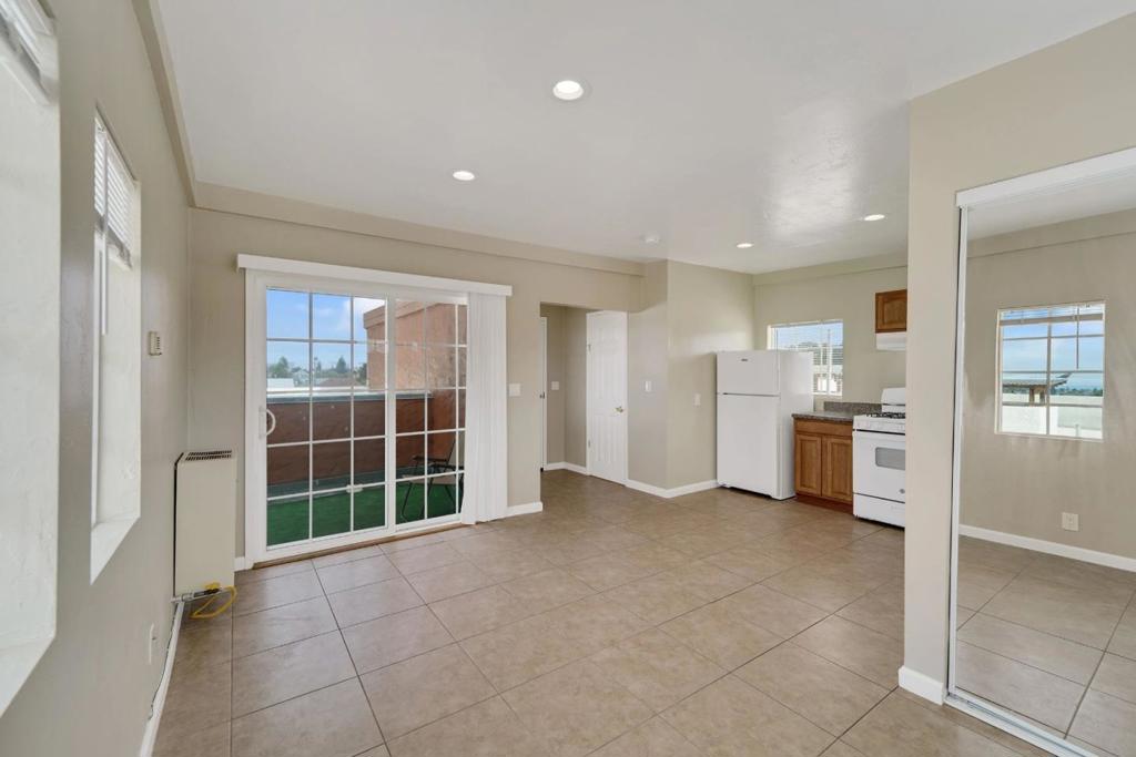 2624 Foothill Boulevard