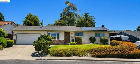 Photo of 216 Boulder Dr DR, Antioch, CA 94509 (MLS # 41140975)