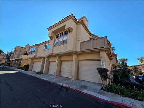 Photo of 35 Ericson Aisle, Irvine, CA 92620 (MLS # OC25268700)