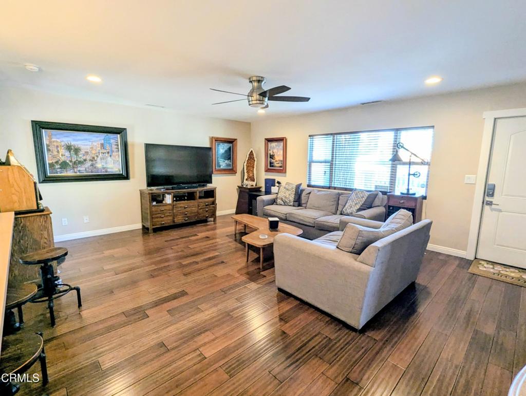 98 Mountain View Street