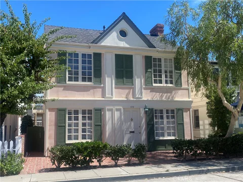 MLS: OC26206578
