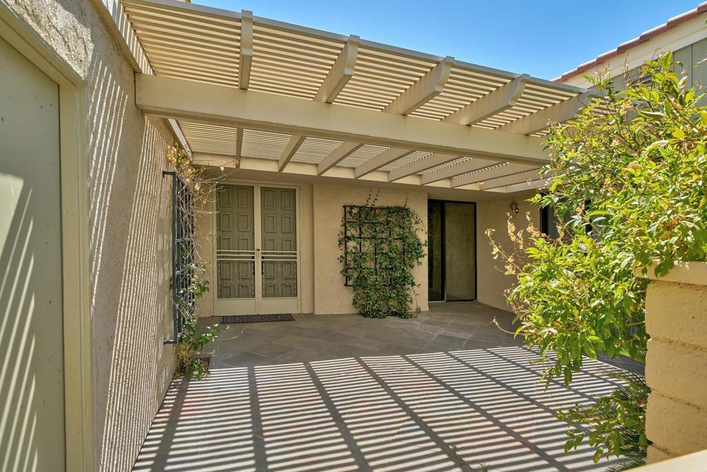39810 Bedford Drive