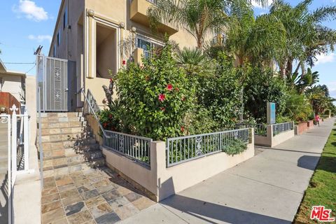 Photo of 1650 Colby Avenue #2, Los Angeles, CA 90025 (MLS # 25600305) Photo of 1650 Colby Avenue #2, Los Angeles, CA 90025 (MLS # 25600305)