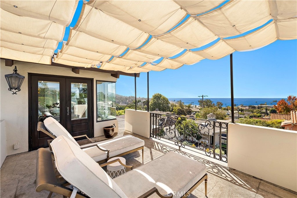 Photo of 230 High DR, Laguna Beach, CA 92651 (MLS # LG26216038)