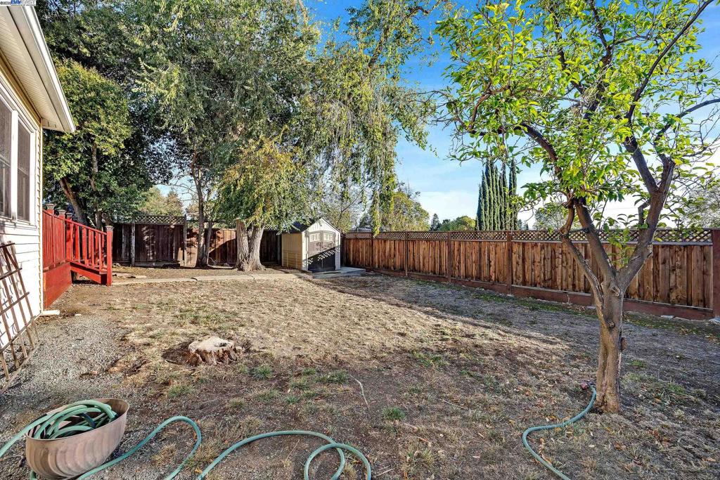 GLENBROOK HGHTS - Residential