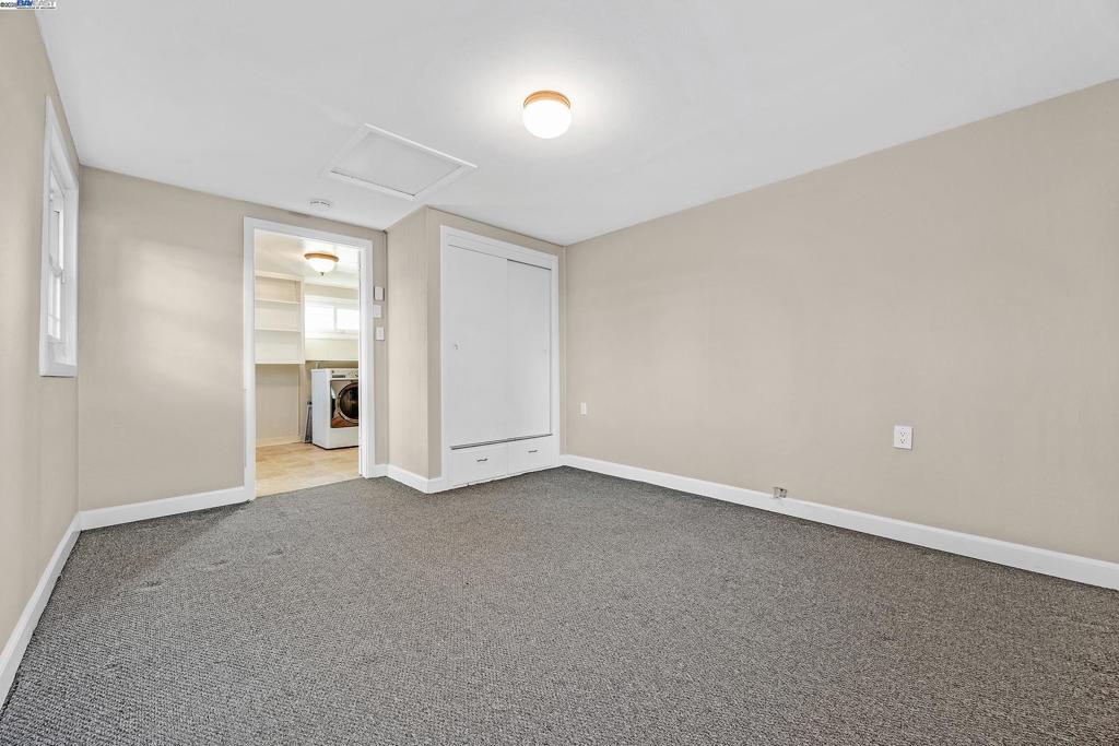 GLENBROOK HGHTS - Residential