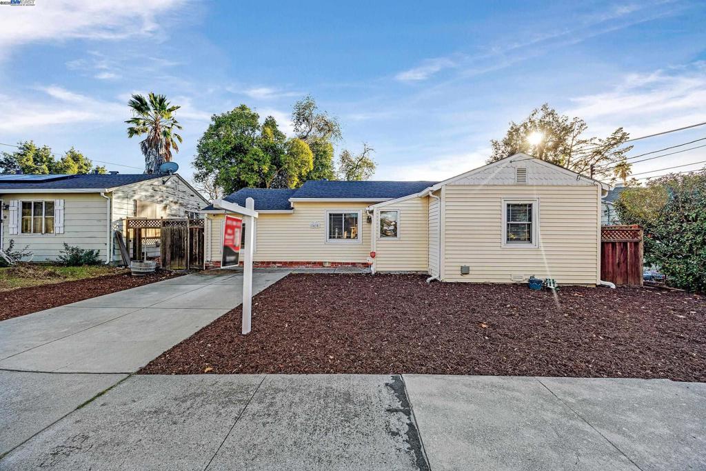 GLENBROOK HGHTS - Residential