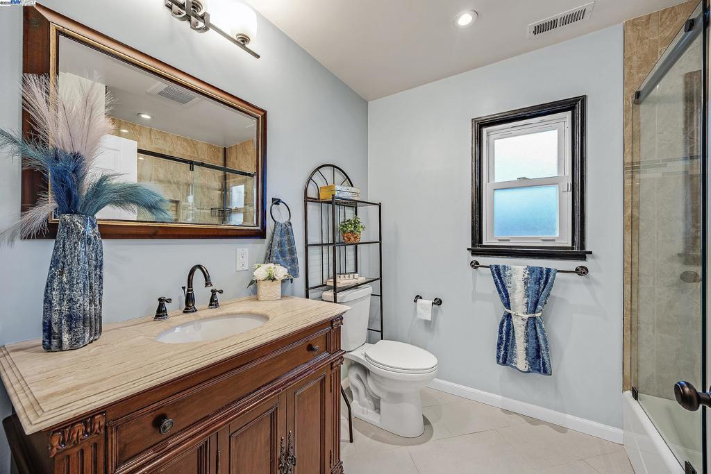 GLENBROOK HGHTS - Residential