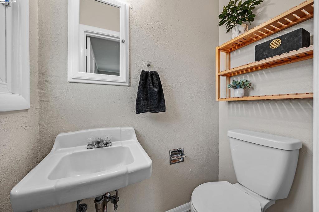 GLENBROOK HGHTS - Residential