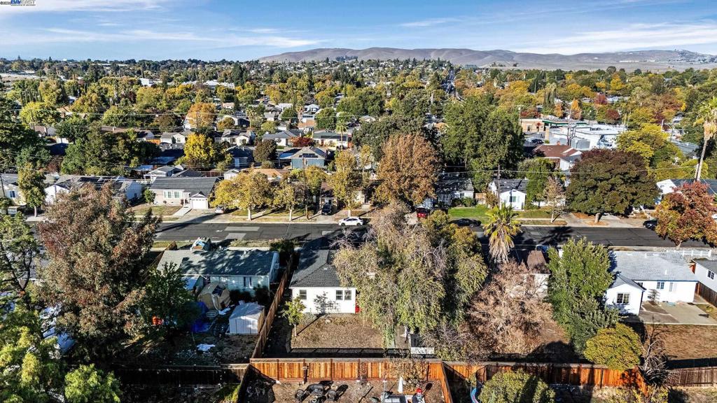 GLENBROOK HGHTS - Residential