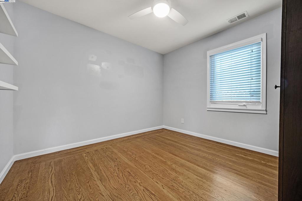 GLENBROOK HGHTS - Residential