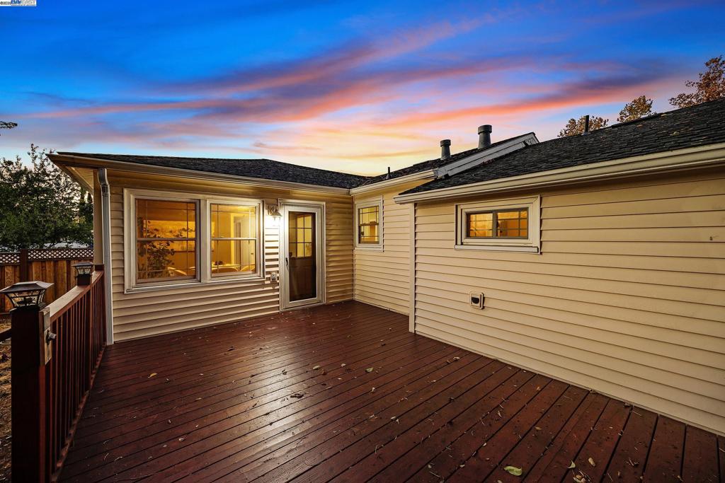 GLENBROOK HGHTS - Residential