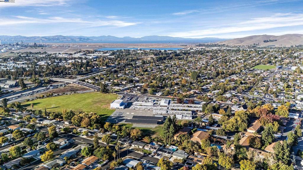 GLENBROOK HGHTS - Residential