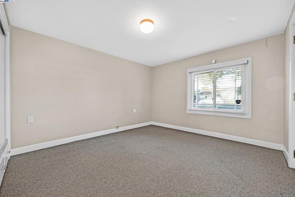 GLENBROOK HGHTS - Residential