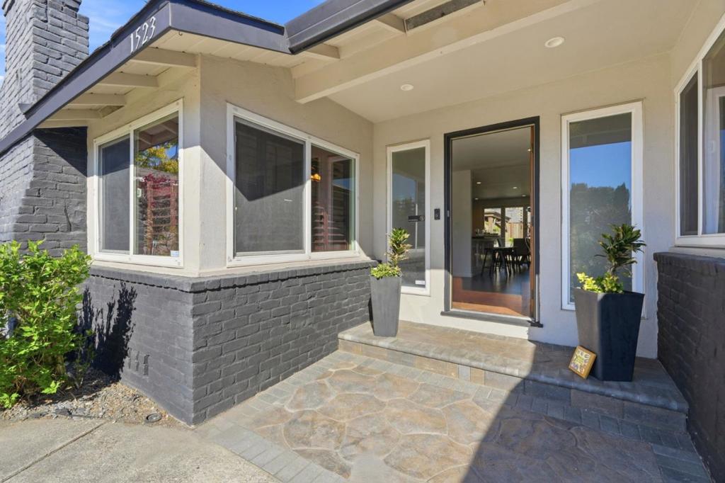 1523 Shaw Drive