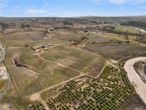 Tiny photo for 4295 Union Rd, Paso Robles, CA 93446 (MLS # BB25250002)