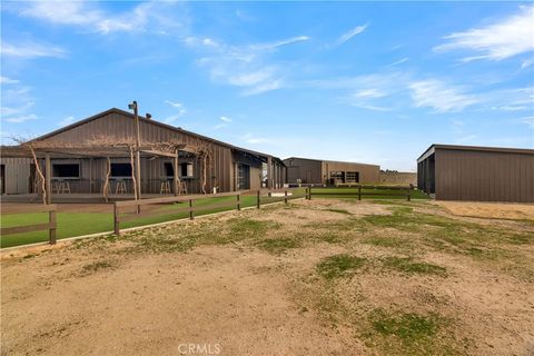 Tiny photo for 4295 Union Rd, Paso Robles, CA 93446 (MLS # BB25250002)