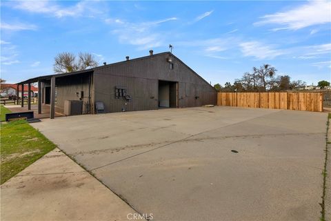 Tiny photo for 4295 Union Rd, Paso Robles, CA 93446 (MLS # BB25250002)