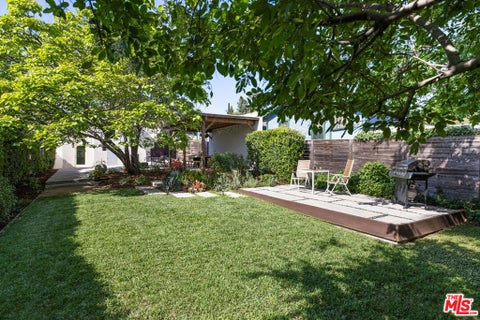 Photo of 5624 Stratford Road, Los Angeles, CA 90042 (MLS # 26742029)