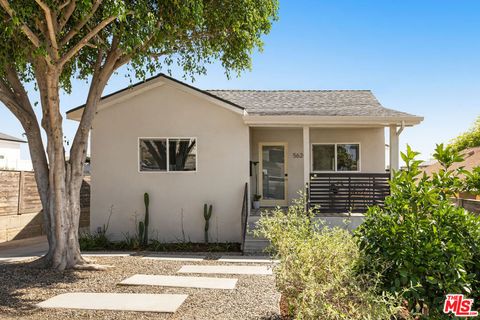 Photo of 5624 Stratford Road, Los Angeles, CA 90042 (MLS # 26742029)