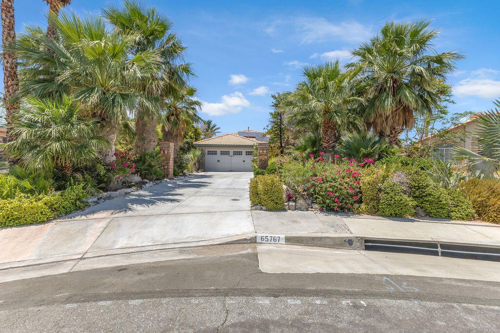 65767 Ave Ladera