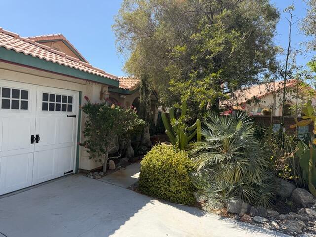 65767 Ave Ladera