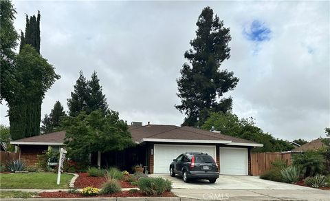 Photo of 823 Rensselaer Drive, Merced, CA 95348 (MLS # MC26085487)