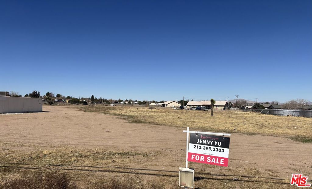 ATTENTION DEVELOPERS, ! Builders and Investors street level land with high visibility and lots of traffic Prime Commercial Land Location On Main Street in Hesperia ,desirable property with many options build your dream commercial property , 1.5 mile from 15 freeway close to shopping centers restaurants and more The seller strongly advises potential buyers to conduct their own due diligence Independently verifying all information provided ,ensuring correctness and satisfying themselves regarding aspects such as buildability, land usage utilities ,etc. The recommendation is to consult with the city of Hesperia /planning /building Department.