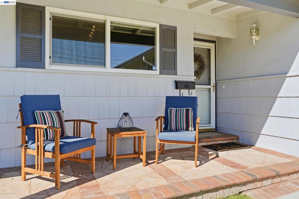 853 Arbor Ct