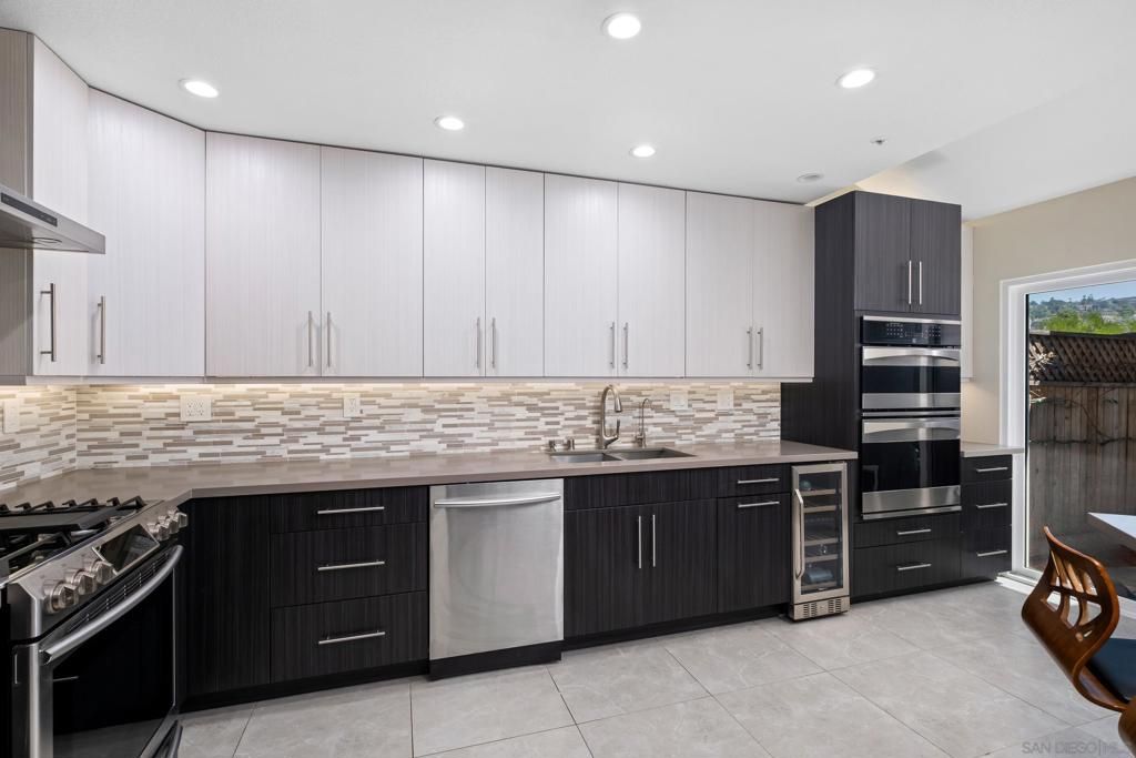 listing image 130722974784379058469