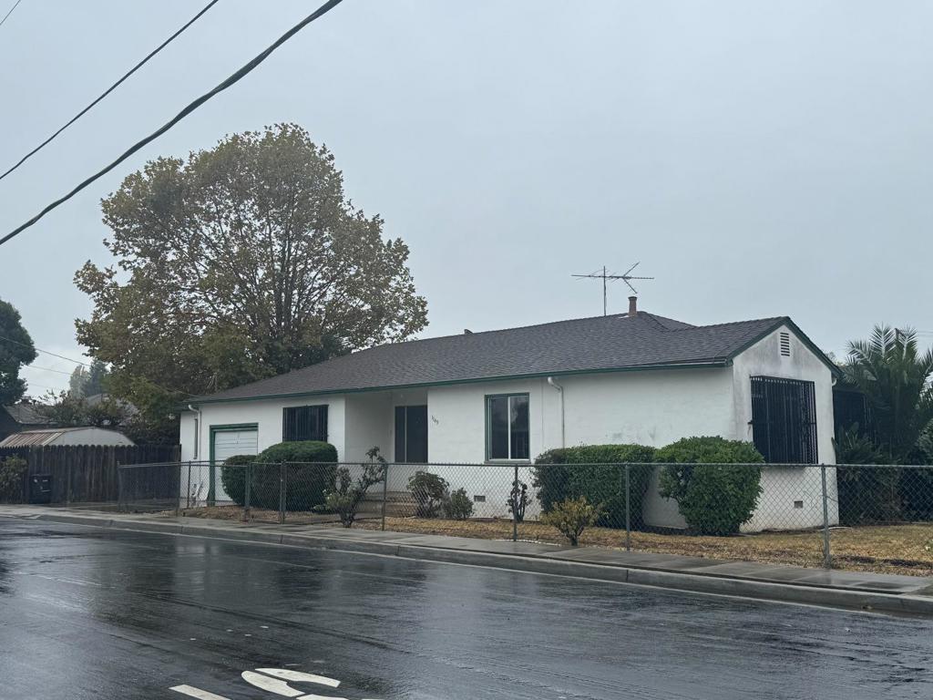 1149 Berkeley Avenue