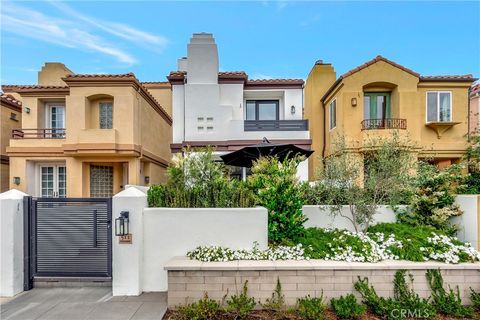 511 21st Street Huntington Beach CA 92648