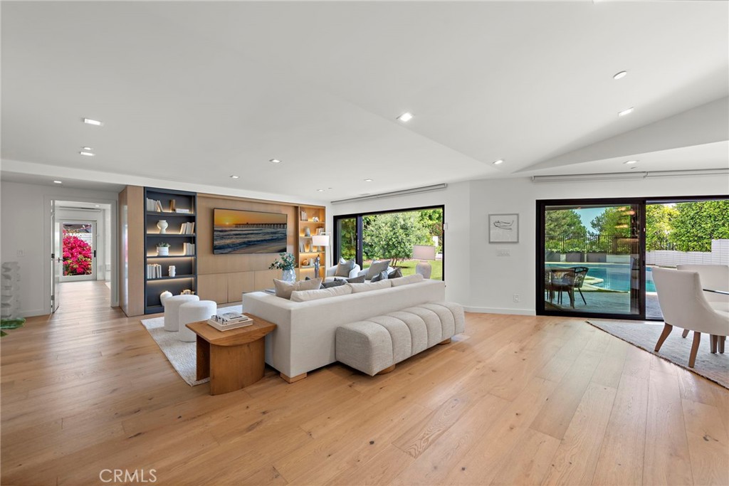 Cameo Shores (CSHO) - Residential