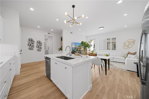 163 Baluster Irvine CA 92618