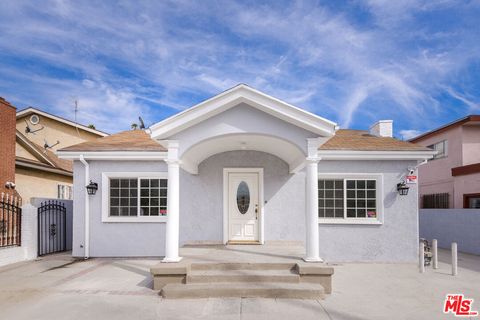 Photo of 1522 N HARVARD #4, Los Angeles, CA 90027 (MLS # 26715689)