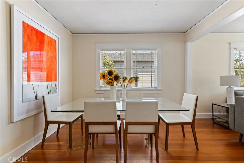 Toluca Lake, California 91602, United States, 3 Bedrooms Bedrooms, ,3 BathroomsBathrooms,Residential,Contingent,123186