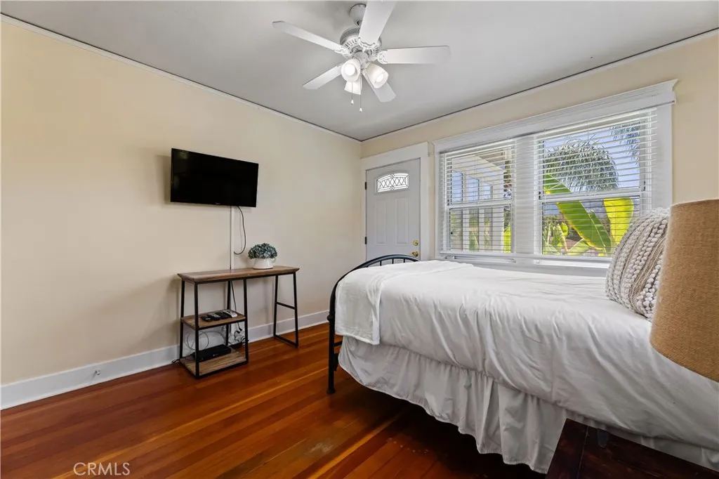 Toluca Lake, California 91602, United States, 3 Bedrooms Bedrooms, ,3 BathroomsBathrooms,Residential,Contingent,123186