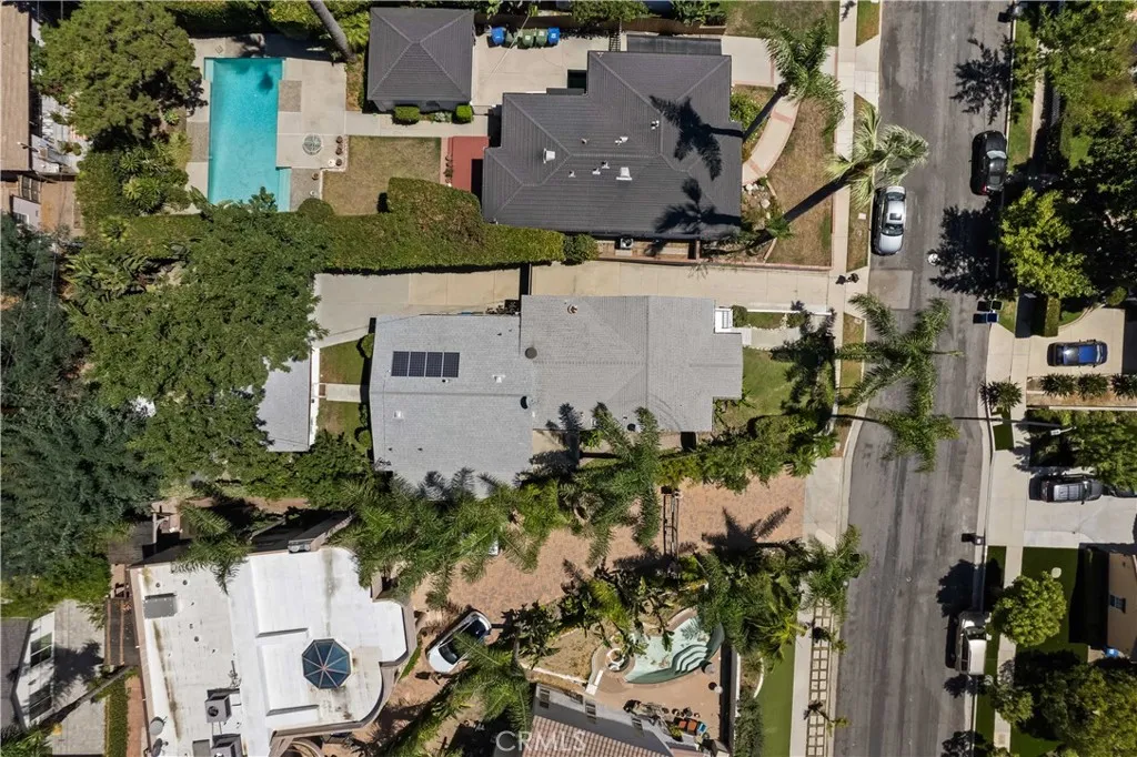 Toluca Lake, California 91602, United States, 3 Bedrooms Bedrooms, ,3 BathroomsBathrooms,Residential,Contingent,123186