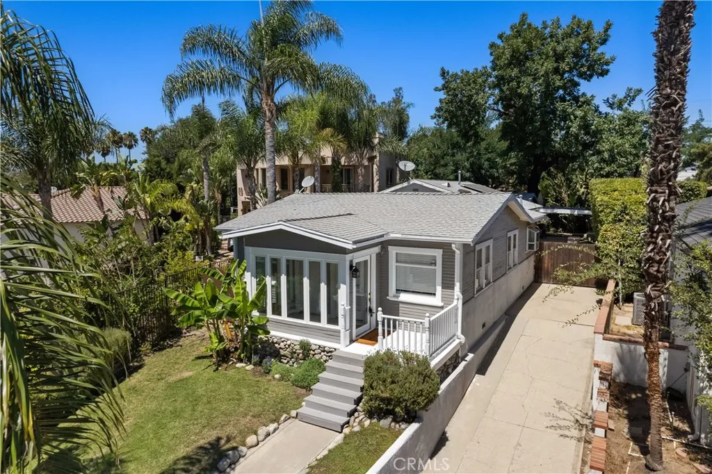 Toluca Lake, California 91602, United States, 3 Bedrooms Bedrooms, ,3 BathroomsBathrooms,Residential,Contingent,123186