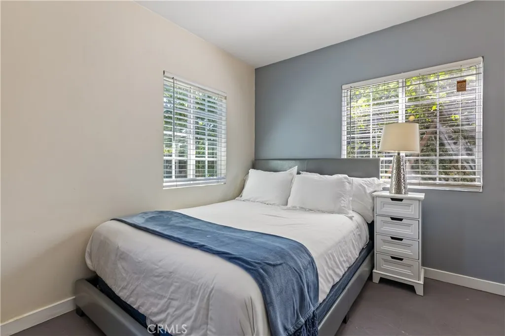 Toluca Lake, California 91602, United States, 3 Bedrooms Bedrooms, ,3 BathroomsBathrooms,Residential,Contingent,123186