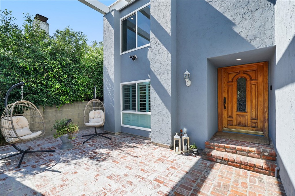 5109 Saratoga Avenue