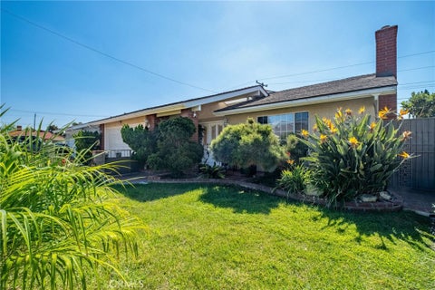 Photo of 108 W 229th Place Pl, Carson, CA 90745 (MLS # PV26212809)