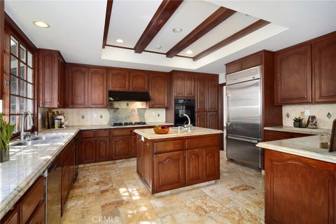Tiny photo for 29423 Bertrand DR, Agoura Hills, CA 91301 (MLS # SR26215196)