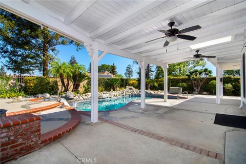Tiny photo for 29423 Bertrand DR, Agoura Hills, CA 91301 (MLS # SR26215196)