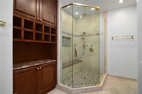 Tiny photo for 29423 Bertrand DR, Agoura Hills, CA 91301 (MLS # SR26215196)