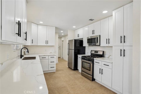 Photo of 2804 E Valencia RD, Palm Springs, CA 92262 (MLS # HD26104530)