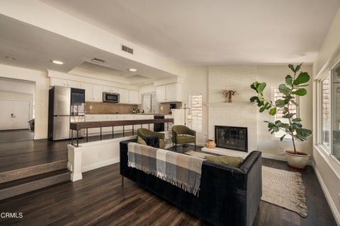 Tiny photo for 2400 Temple Avenue, Camarillo, CA 93010 (MLS # V1-38380)
