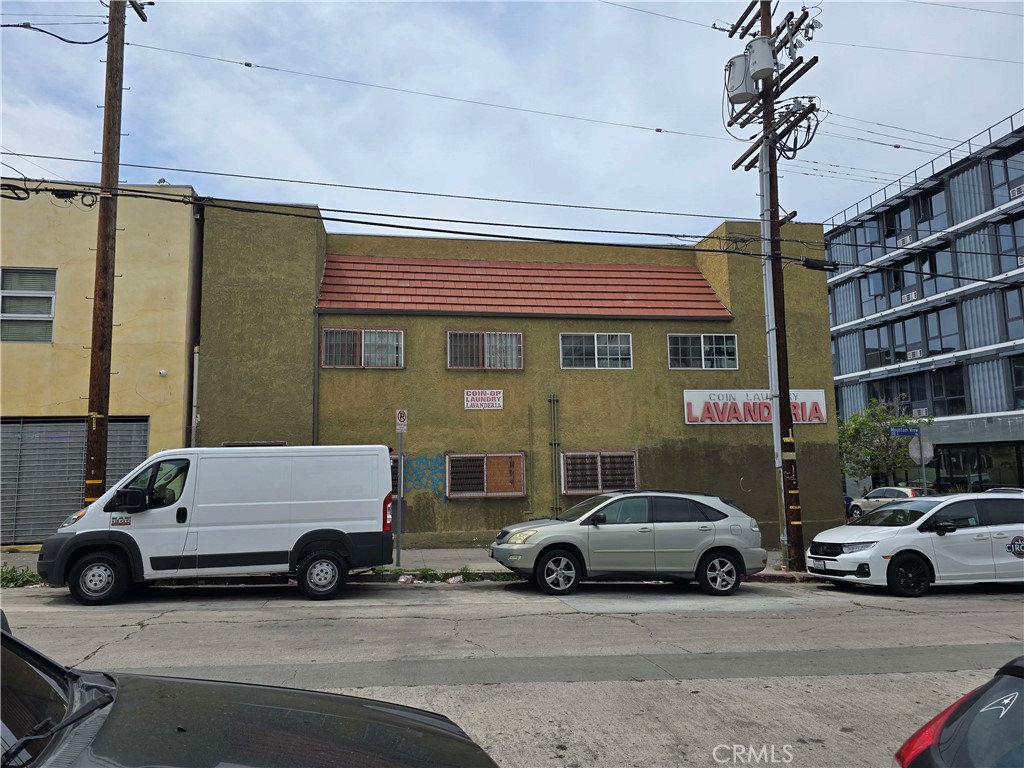 174 S Alvarado Street